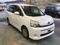2011 Toyota Voxy