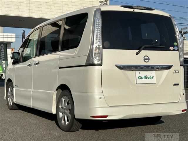 2013 Nissan Serena