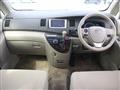 2012 Toyota Isis