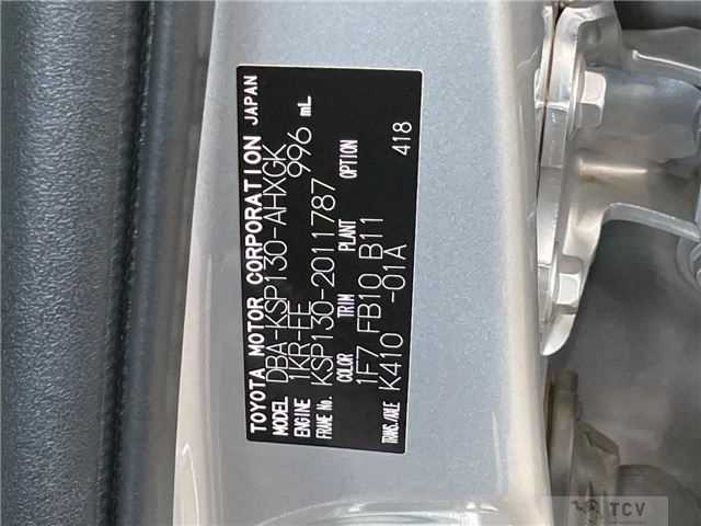 2011 Toyota Vitz