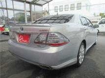 2008 Toyota Crown Hybrid