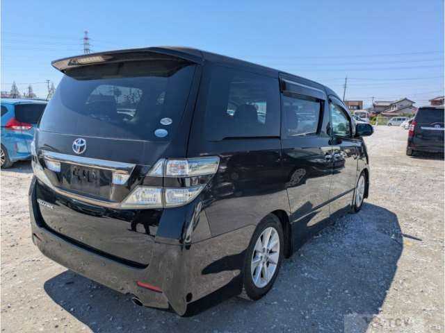 2010 Toyota Vellfire