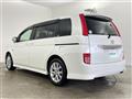 2007 Toyota Isis