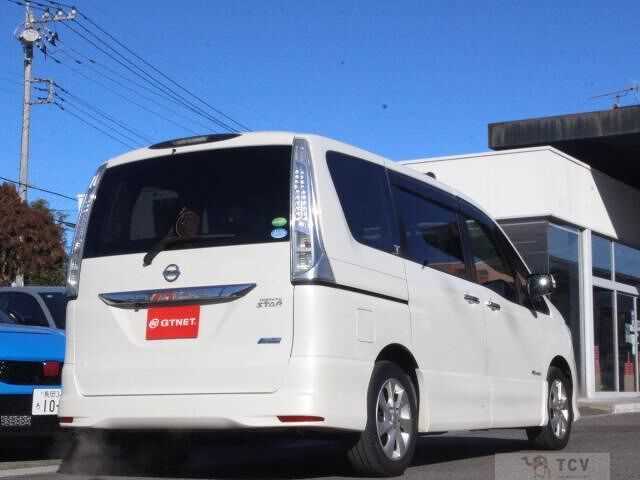 2013 Nissan Serena