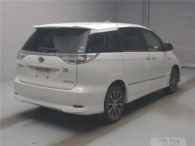 2013 Toyota Estima Hybrid