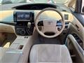 2013 Toyota Estima Hybrid