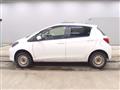 2016 Toyota Vitz