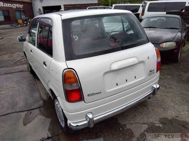 1999 Daihatsu Mira Gino1000