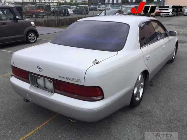 1991 Toyota Crown Majesta