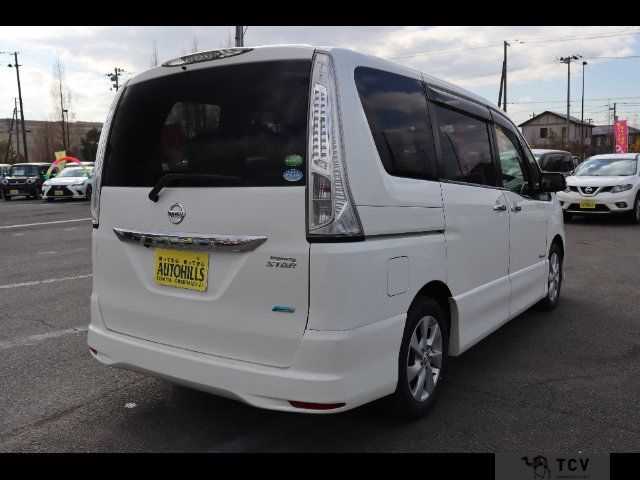 2013 Nissan Serena