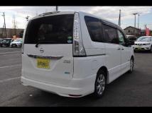 2013 Nissan Serena