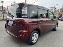 2011 Toyota Sienta