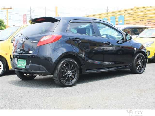 2013 Mazda Demio