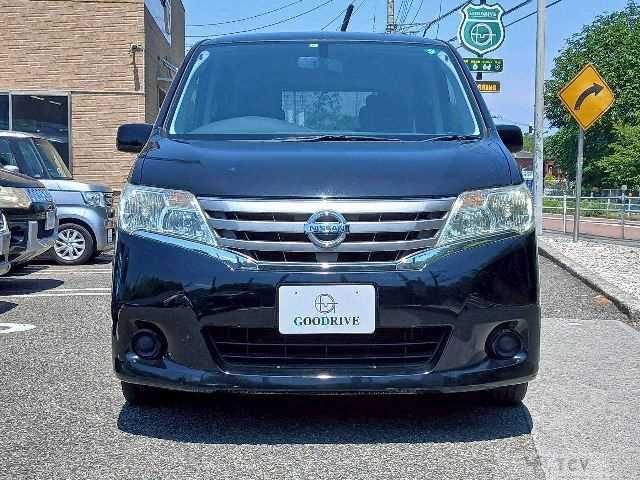 2013 Nissan Serena