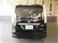 2012 Nissan Serena