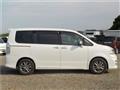 2013 Toyota Voxy