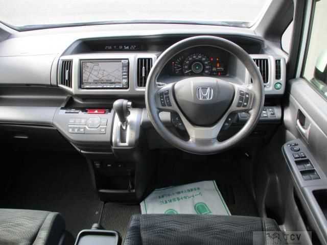 2012 Honda Step WGN