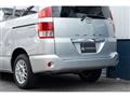 2004 Toyota Noah