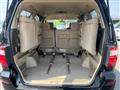 2005 Toyota Alphard