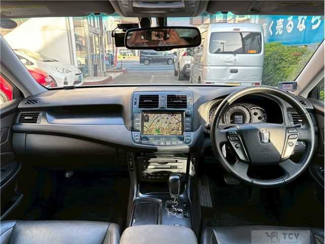 2008 Toyota Crown