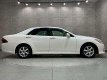 2010 Toyota Crown Royal Series