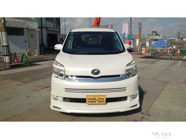 2008 Toyota Voxy