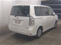 2013 Toyota Voxy