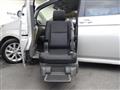 2010 Toyota Isis