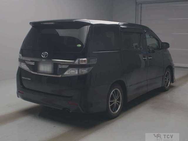 2013 Toyota Vellfire