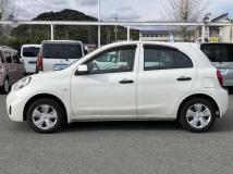 2017 Nissan March