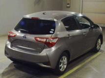 2017 Toyota Vitz