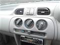 2000 Nissan March