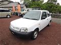 2000 Nissan March