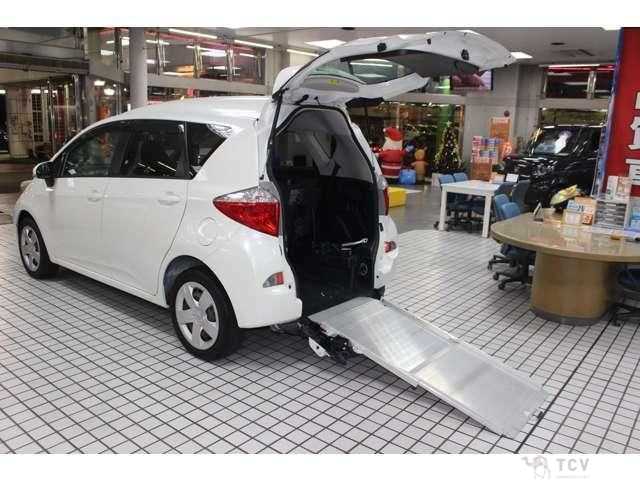 2011 Toyota Ractis