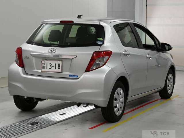 2013 Toyota Vitz