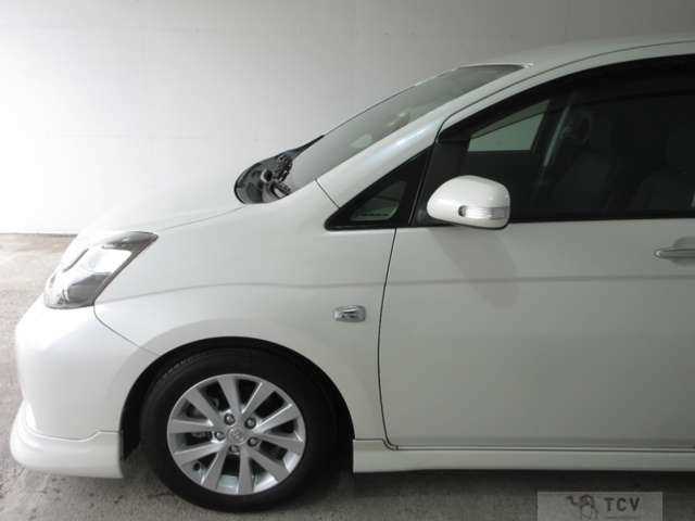 2010 Toyota Isis