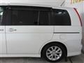 2010 Toyota Isis