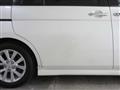 2010 Toyota Isis