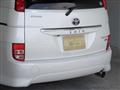 2010 Toyota Isis