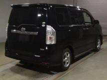 2012 Toyota Voxy