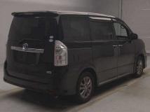 2011 Toyota Voxy