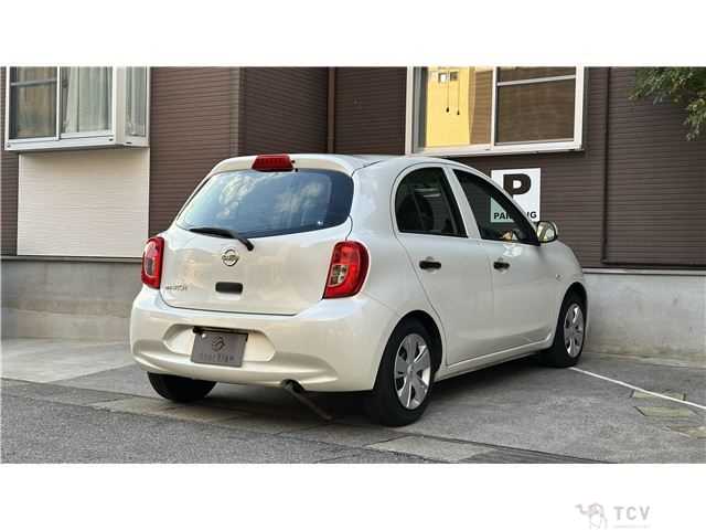 2016 Nissan March