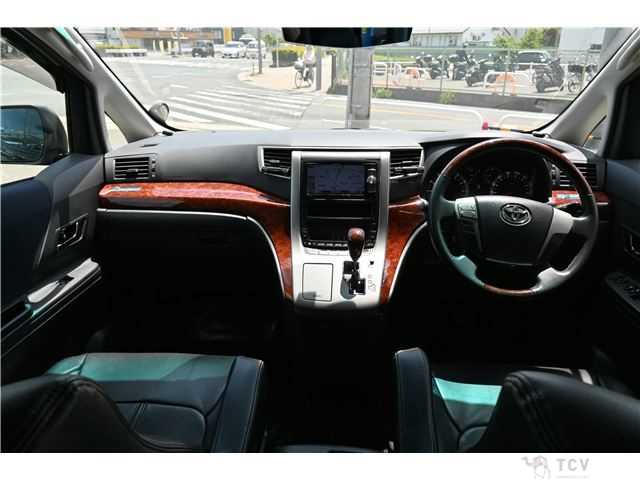 2010 Toyota Vellfire