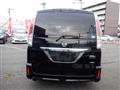 2011 Nissan Serena