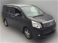 2013 Toyota Noah