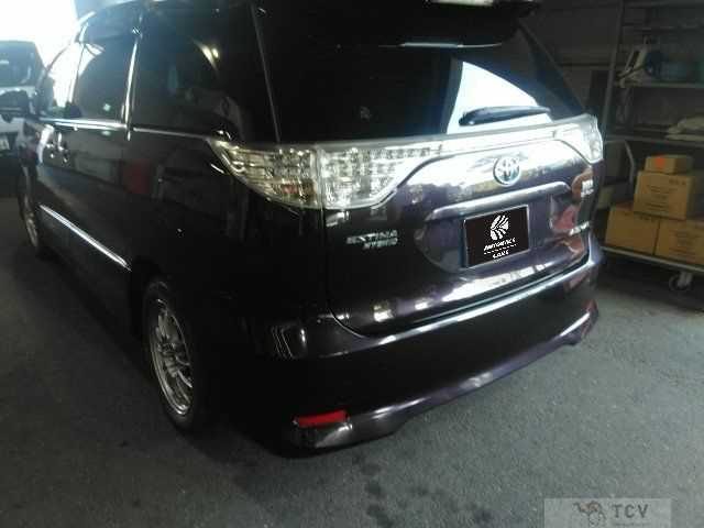 2014 Toyota Estima Hybrid