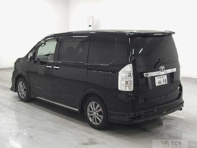 2012 Toyota Voxy