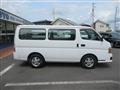2010 Nissan Caravan