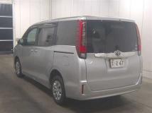 2016 Toyota Noah