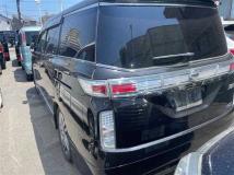 2013 Nissan Elgrand